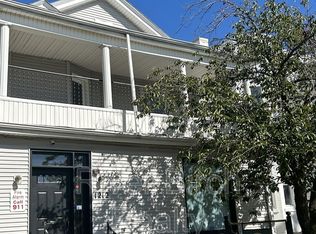 1212 S 7th St APT B, Springfield, IL 62703