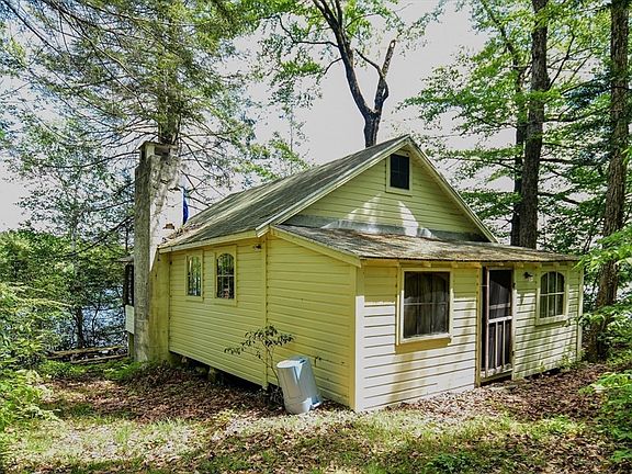 3rd image of 18 Osceola Dr