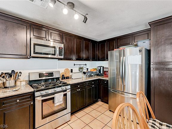 4th image of 6508 Moon Roses Ct