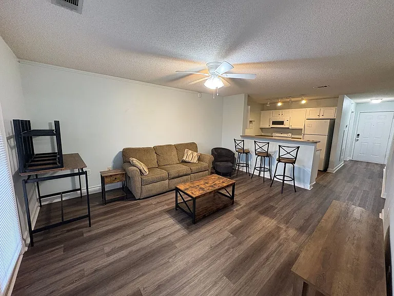 731 Harts Cove Way — Photo 12