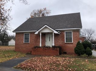 817 N 3rd Ave, Durant, OK 74701