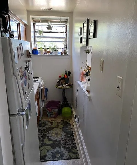 800 Florence Ave #B09 — Photo 5
