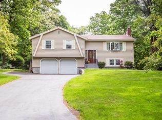 39 Longbow Rd, Danvers, MA 01923