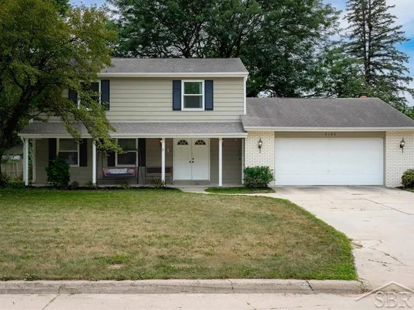 5105 Kentford Dr N, Saginaw, MI 48638