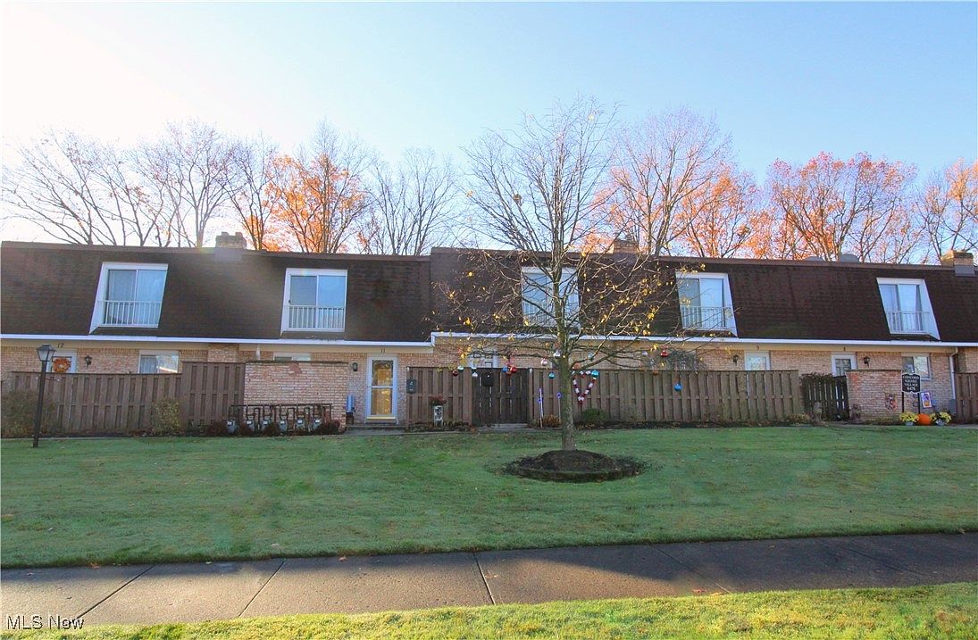 6476 State Rd, Cleveland, OH 44134 | Zillow