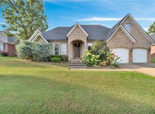 4485 Rainforest St, Springdale, AR 72762