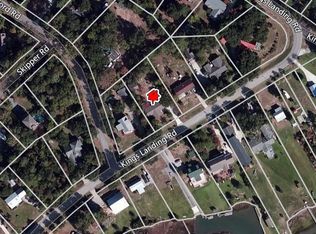 1206 Kings Landing Rd, Hampstead, NC 28443