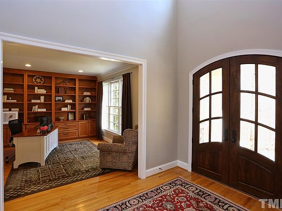2nd image of 112 Beechridge Ct