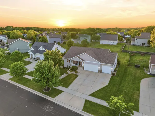 4528 Scenic View Rd, Windsor, WI 53598