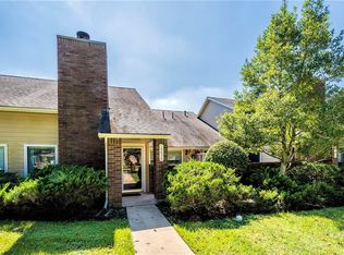 16636 Holly Trail Dr, Houston, TX 77058
