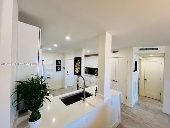 4th image of 105 Paradise Harbour Blvd APT 407