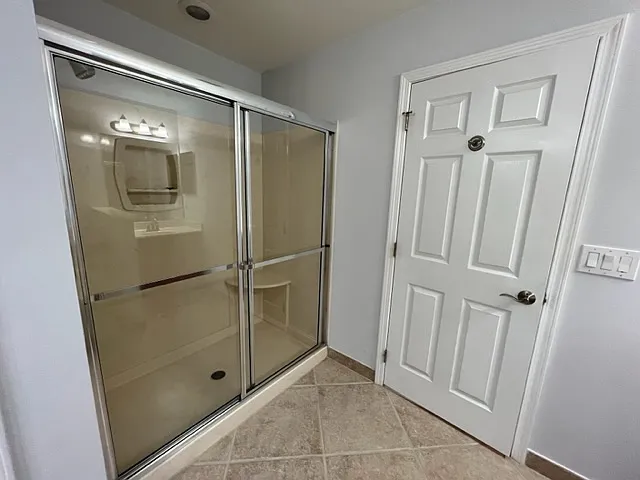 103 Middleburg Dr — Photo 12