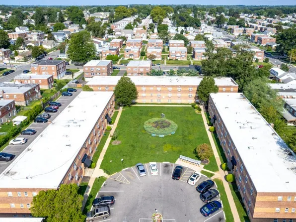 Park Chase Apartments