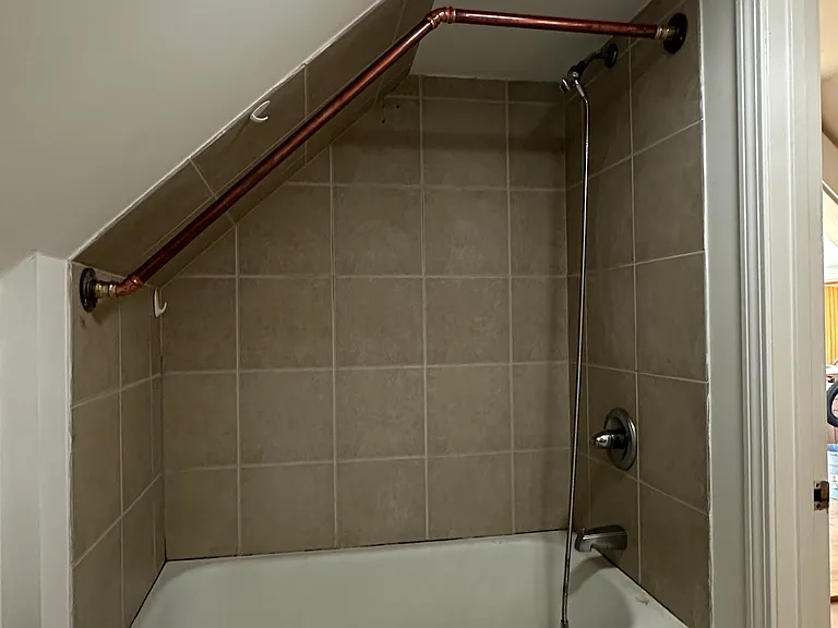 632 Hall St #3 — Photo 6