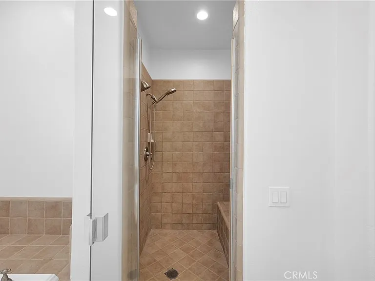 5271 Pearce Dr — Photo 34