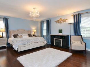 5511 Parkston Rd, Bethesda, MD 20816