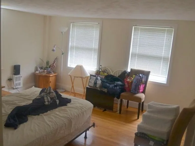 263 Maple Ave #2R — Photo 4