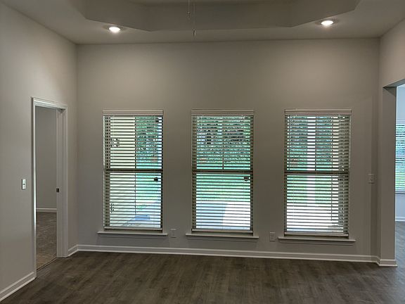 4th image of 509 Crimper Ln Lot 171