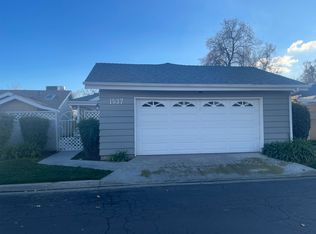 1537 E Vassar Dr, Visalia, CA 93292