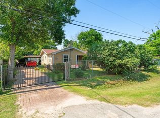 230 Busch St, Houston, TX 77060