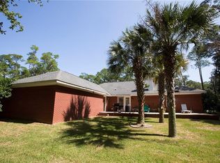 701 Indian Pl, Dauphin Island, AL 36528