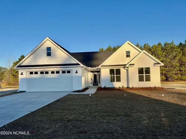 31 Crowley Lane, Burgaw, NC 28425