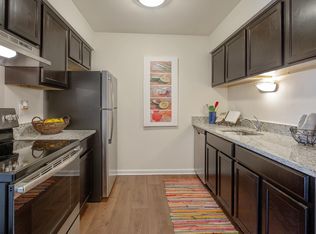 Lakeside Village Apartments, Clinton Township, MI 48038