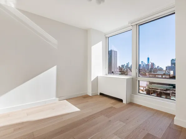 450 West 17th Street image 15 of 26