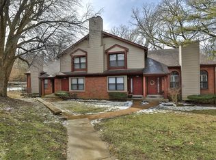 772 Timbervalley Ct #D, Chesterfield, MO 63017