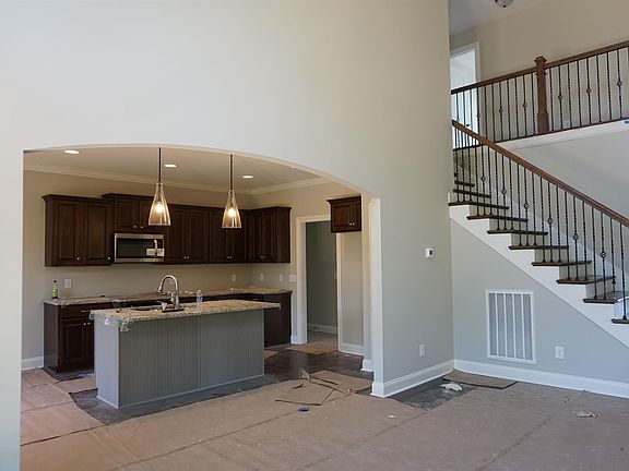 4th image of 103 Sperance Ln Lot 251