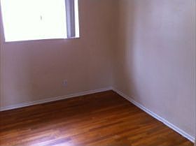 4th image of 910 Forestwood Dr