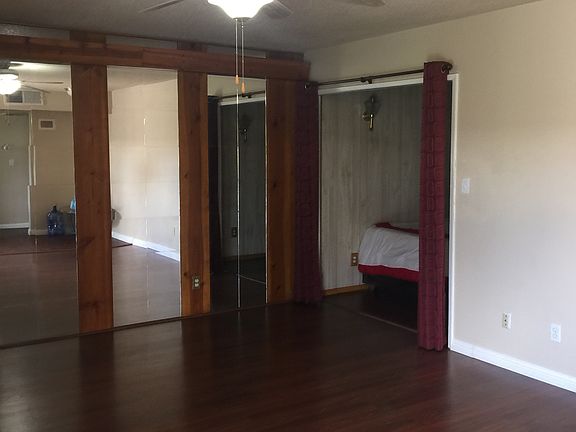 4th image of 808 N 82nd St APT F211