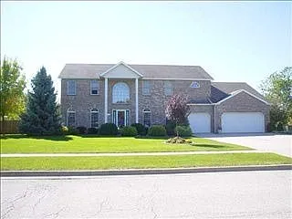 3011 Wisteria Ln photo 1