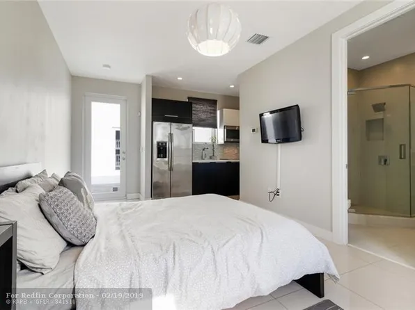 6302 NW 104th Path #6302, Miami, FL 33178