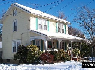 20 Stillwell Pl, Freeport, NY 11520