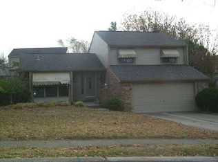 820 Valley Trails Dr, Villa Hills, KY 41017