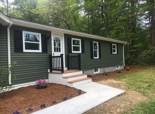 35 S Boundary Rd, Pembroke, MA 02359