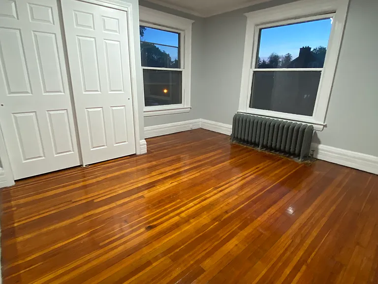 302 Barrington St #3 — Photo 2