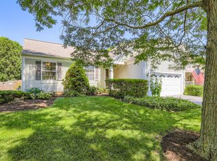 238 Indian Ridge Ln, Lake Villa, IL 60046