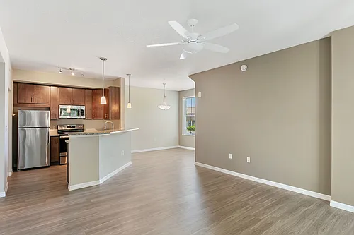 Lemon Bay Apartments Photo 1