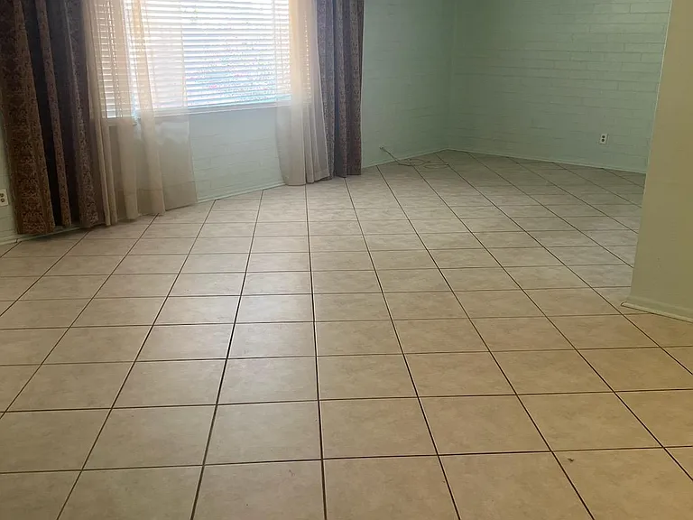 5433 W Pierson St — Photo 3