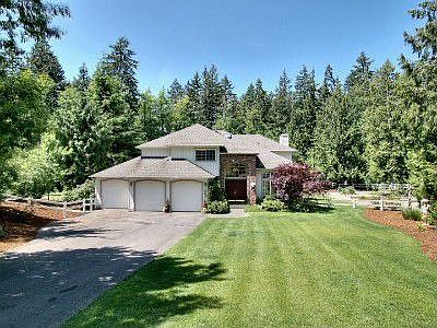 2nd image of 6498 NE Justin Ct