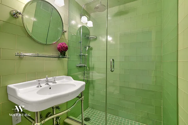 Rented by Warburg | media 11