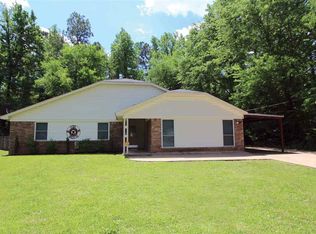 800 Redbud Ln, Longview, TX 75604