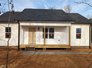 1566 Becky Hill Rd, Lexington, NC 27295