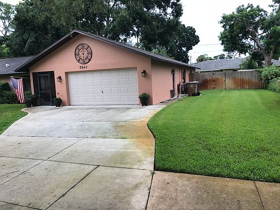 2nd image of 3941 Luverne St
