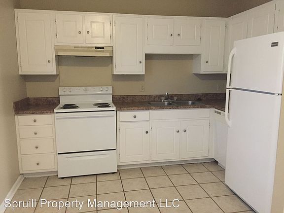 4th image of 129 Park Cir #A