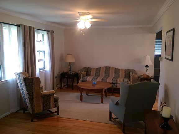 2nd image of 17 Wheatfield Dr