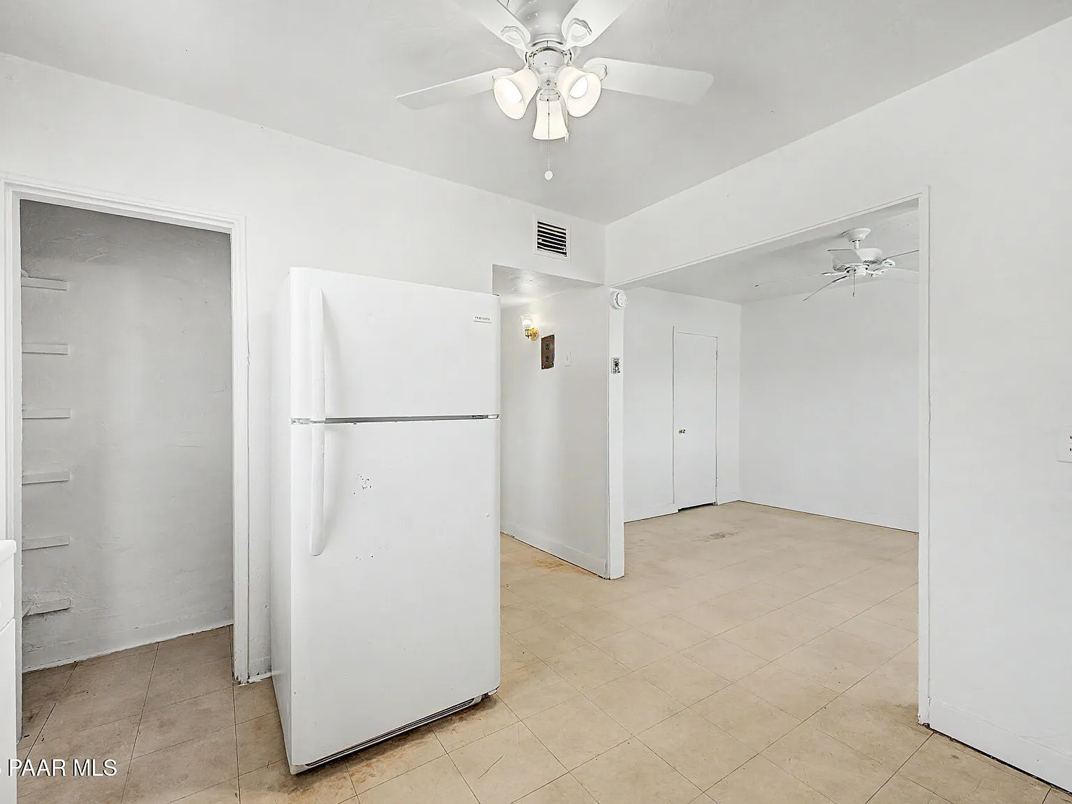 1 bed, 1.0 bath, 1744 sqft, $625 — Photo 3