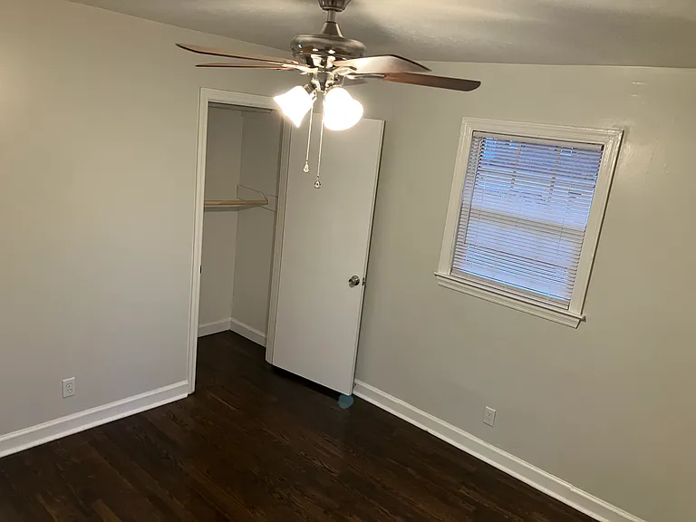 1509 Acacia Dr — Photo 7